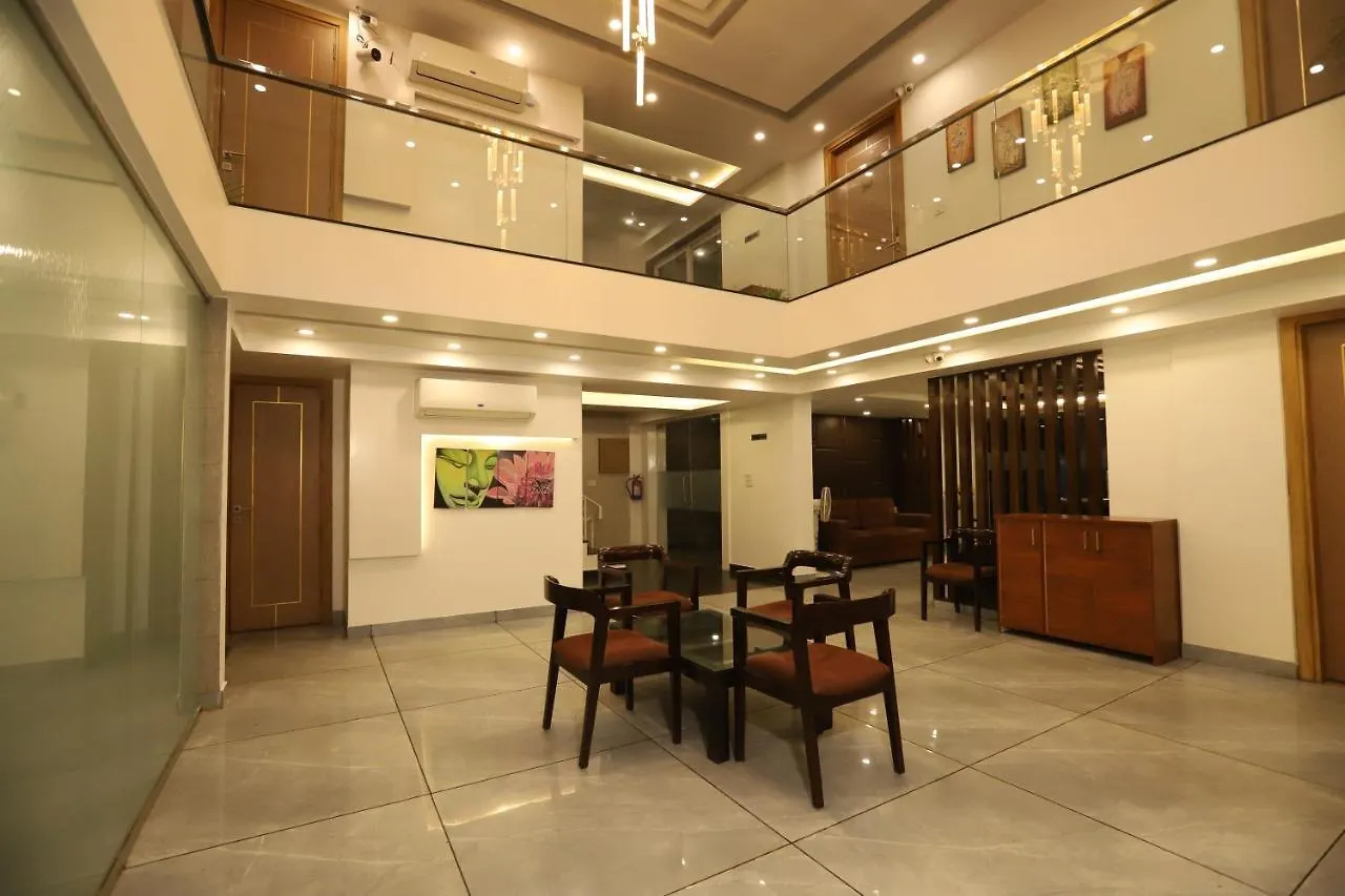 Hotel Keshav Residency Gurgaon Near Medanta 3*,  India