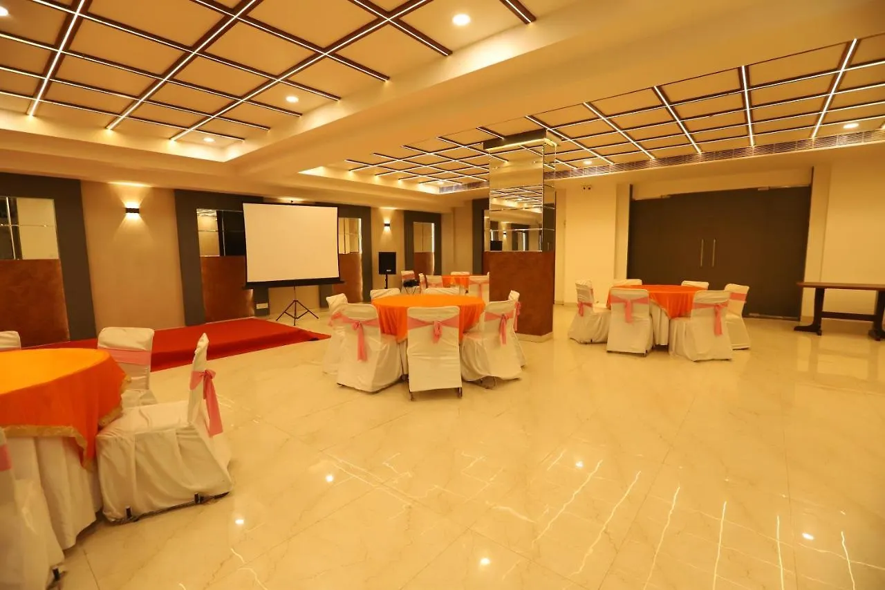 Hotel Keshav Residency Gurgaon Near Medanta India